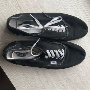 Black Era Vans women’s size 9